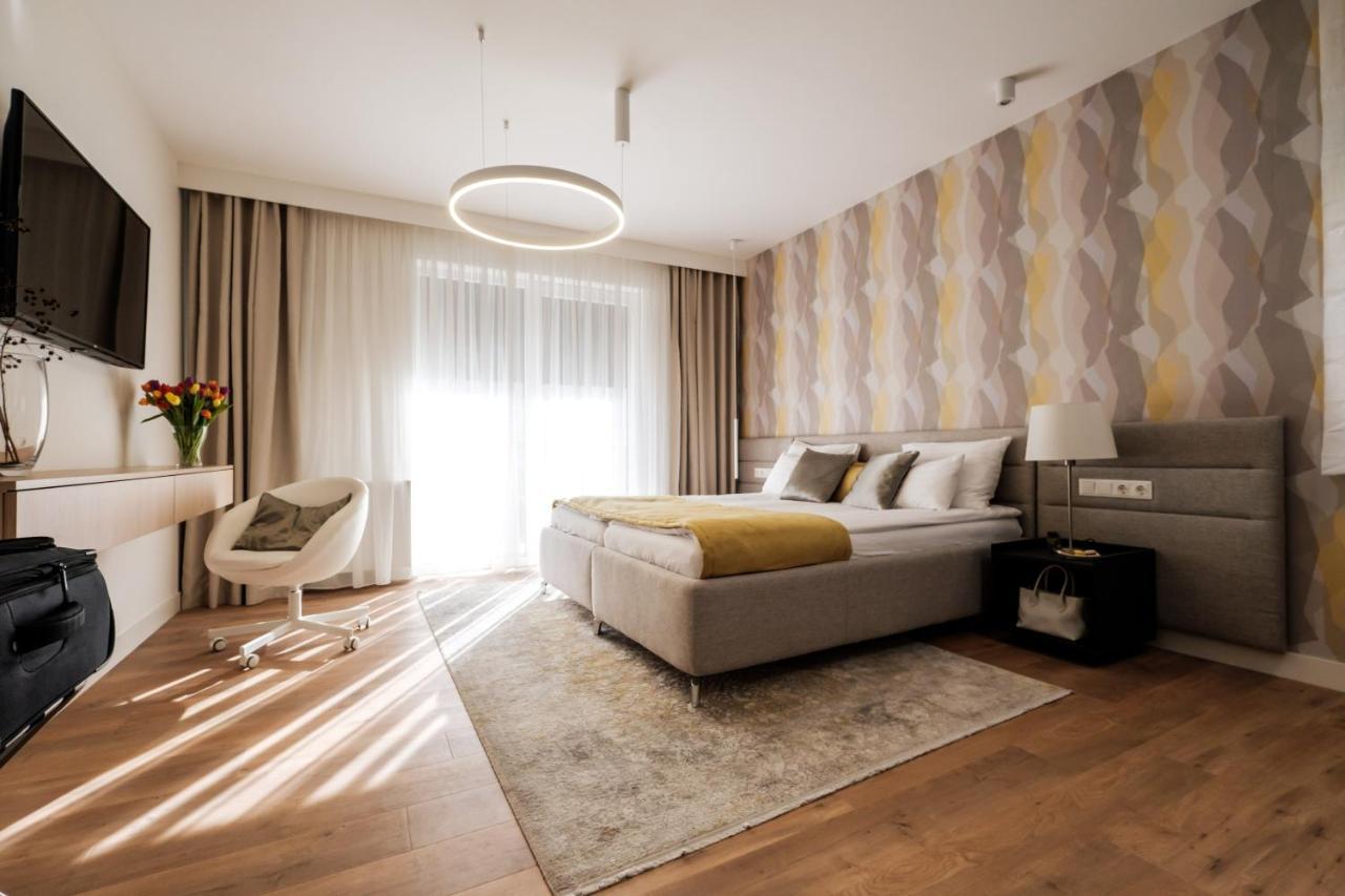 Adele Apartments Pécs Exterior photo